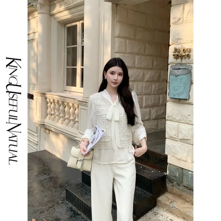 KUN【里昂钟声】拉近距离 编织香风美感飘带设计米色秋季新款上衣