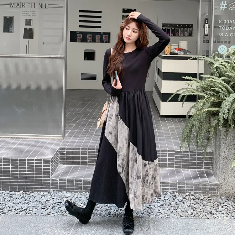 设计感艺术长袖连衣裙女秋季2025新款冷淡风黑色不规则内搭长裙