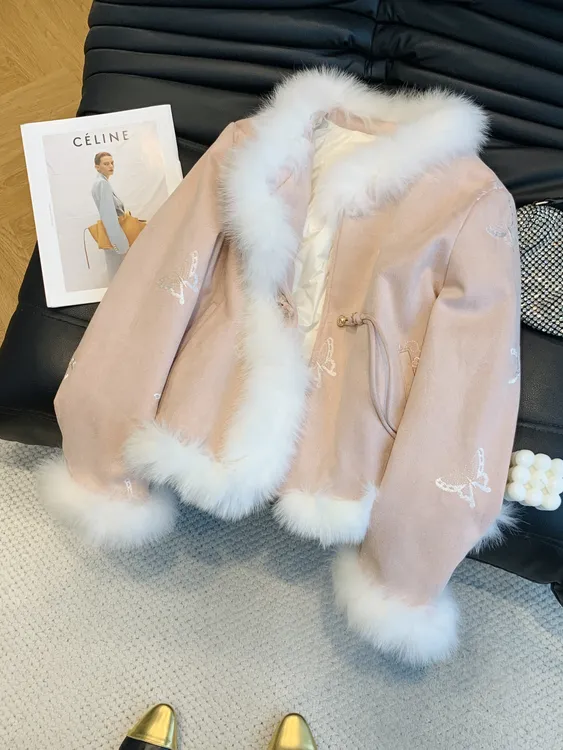 高奢设计感棉服女2025冬季新款新中式盘扣蝴蝶刺绣毛边高级感外套