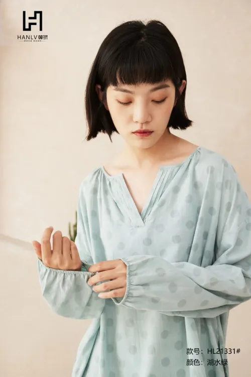 春夏季新款宽松超薄浪漫风休闲长袖薄款睡裙