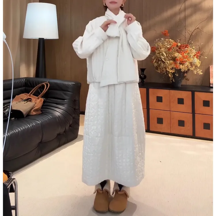 慵懒气质百搭外穿围巾棉服上衣半身裙套装优雅法式时尚加厚三件套