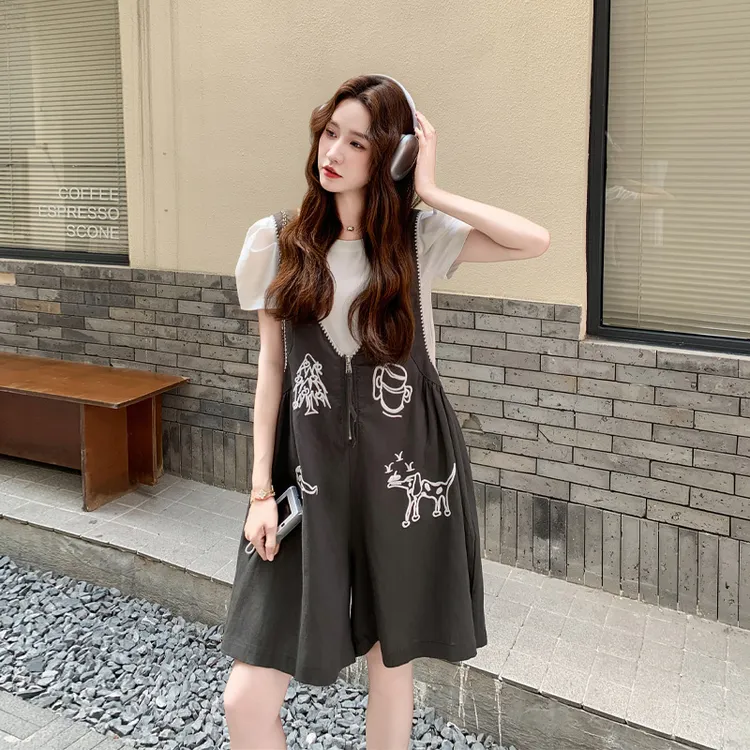 重工刺绣背带裤T恤套装2025夏季新款韩系减龄学院风超显瘦两件套