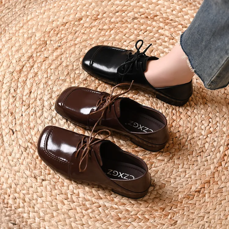 2025春秋新款舒适方头系带深口单鞋女英伦风百搭粗跟一脚蹬小皮鞋