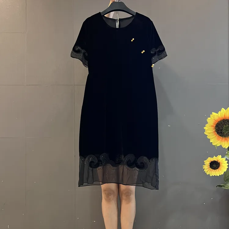 新中式国风圆领拼接气质显瘦宽松遮肉丝绒连衣裙