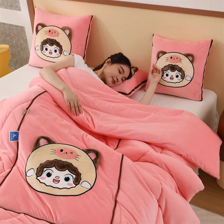 冬季加厚婴儿绒抱枕被子两用可折叠车载抱枕被办公室午睡被二合一