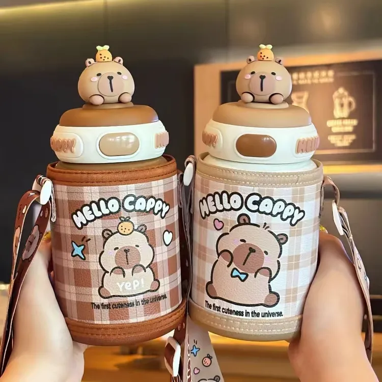 卡皮巴拉吸管保温杯2025新款男女孩可爱水杯子学生上学专用带杯套