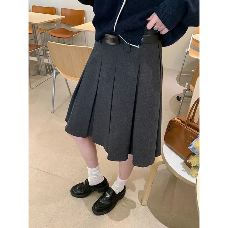 miu系高智风毛呢灰色a字百褶五分裙女秋季高腰显瘦垂感西装半身裙