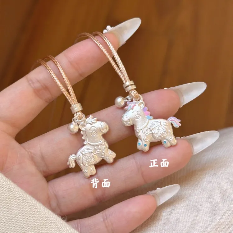 吊坠足银 小马吊坠足银999珐琅彩纯银可爱卡通小马纯银项链送女友