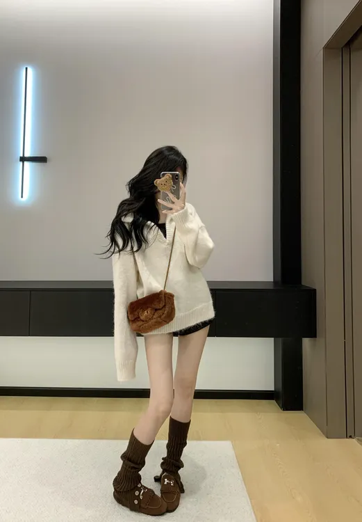 秋季新款针织长袖常规翻领毛针织衫女清冷系禅意衣服女修身短裙