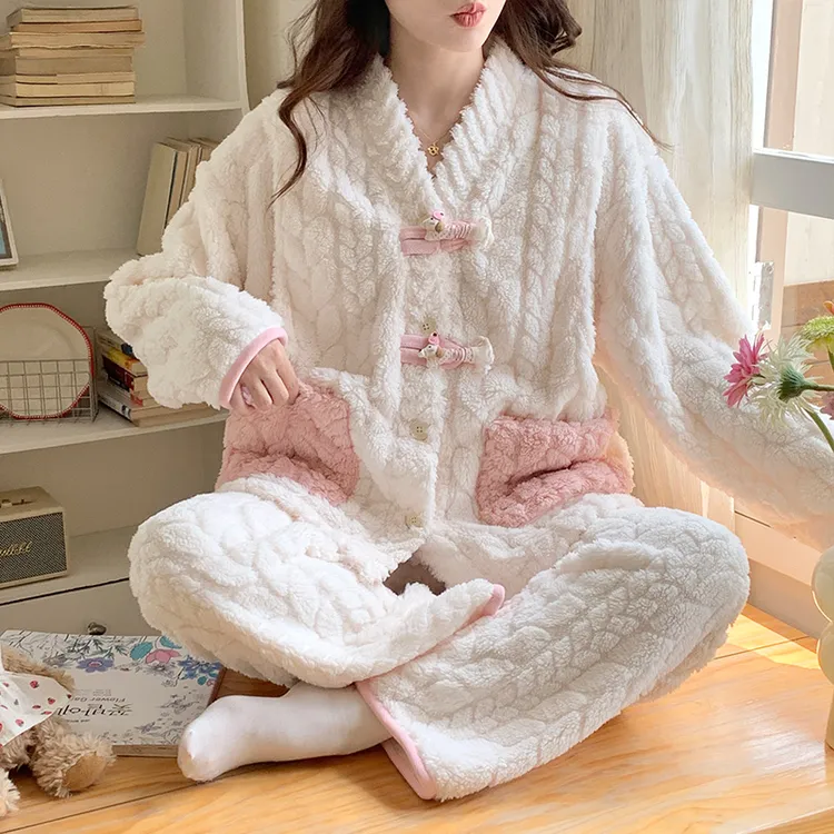 睡衣女秋冬季加厚长毛绒套装家居服保暖长袖春秋新款珊瑚绒可外穿