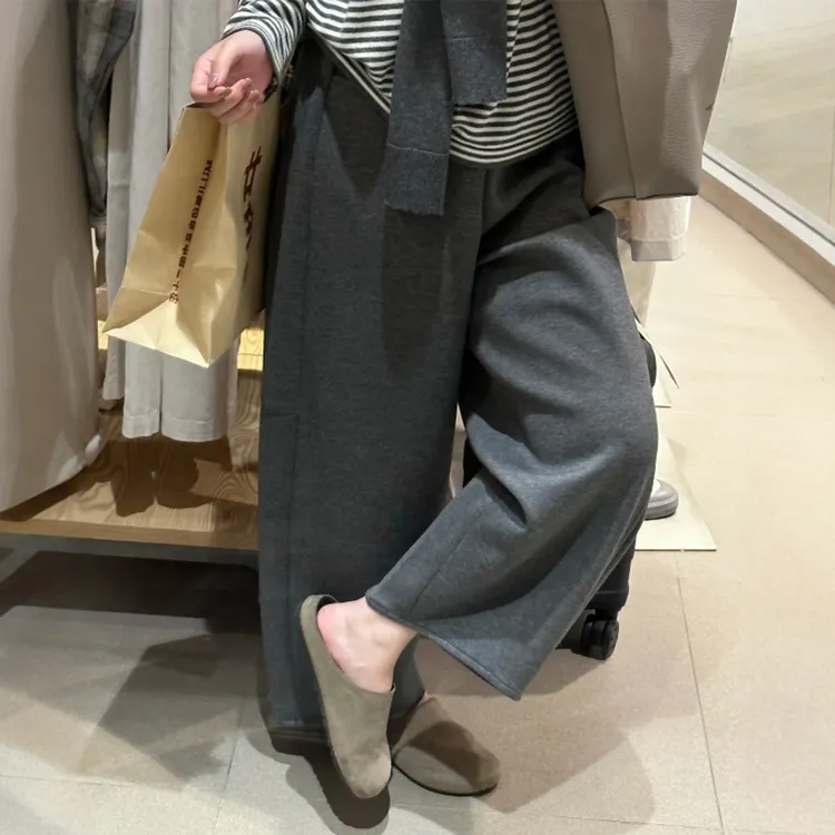 灰色日系慵懒风阔腿休闲裤女秋2025大码宽松梨形身材灰色哈伦裤
