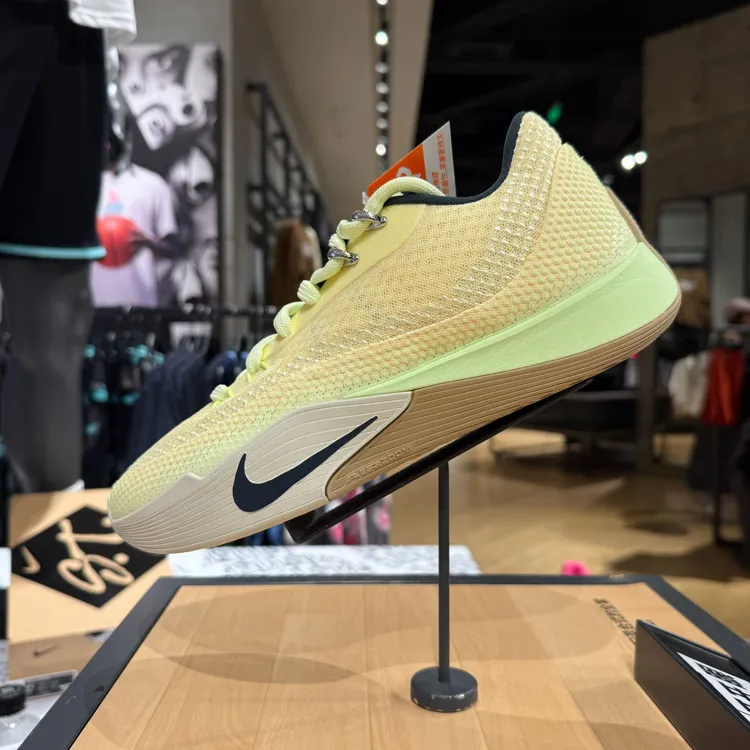 【滔搏联动】NIKE/耐克2025男子 S.T. FLARE 实战篮球鞋HF0232-800