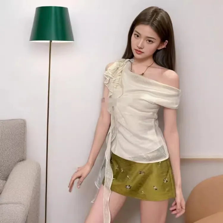 地球店重工立体手工钉珠亮面a字半身裙女夏季显瘦高级感缎面短裙