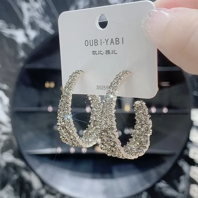 铜合金耳饰 时尚瑞丽风高版u形锆石圈