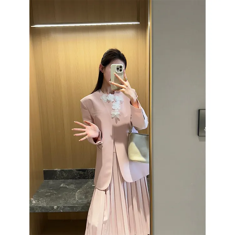 高级感无领立体花朵廓形西装外套女春季新款气质休闲百褶裙半身裙