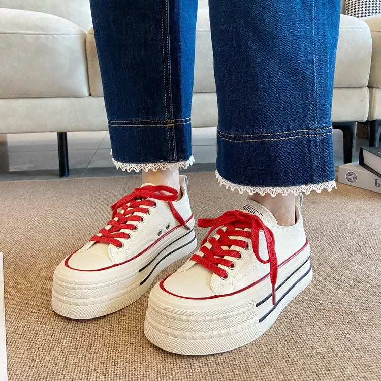 秋季真皮厚底小白鞋女2025夏季新款百搭透气时尚休闲运动板鞋潮