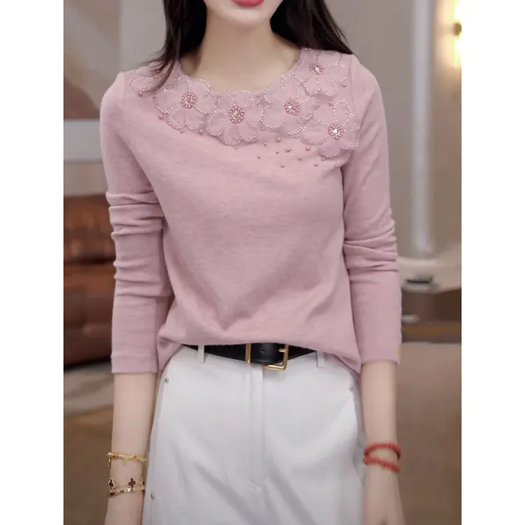 2025秋季新款韩系简约显瘦打底衫上衣女小众设计立体花朵针织衫潮