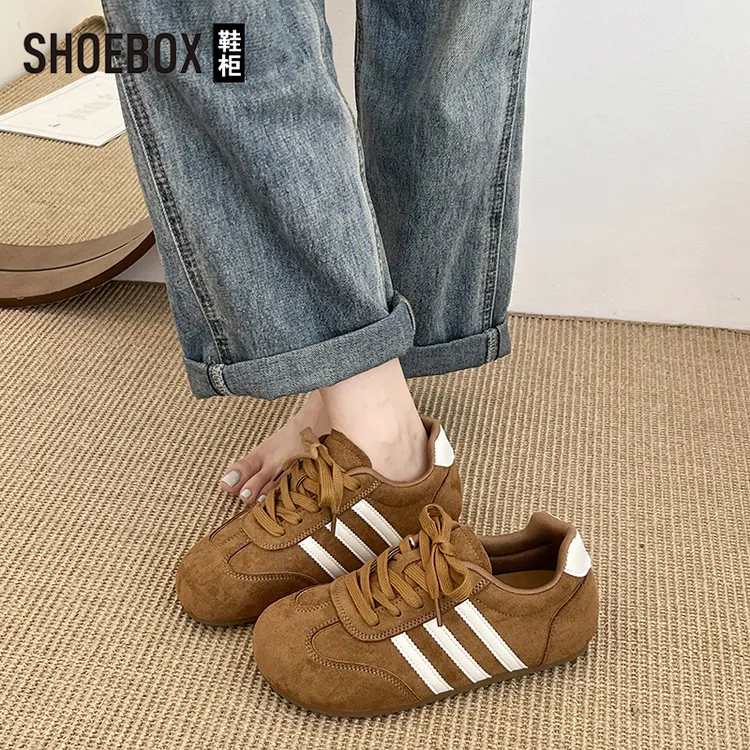 达芙妮集团旗下休闲板鞋爆款百搭软底德训鞋女2025春秋新款运动鞋