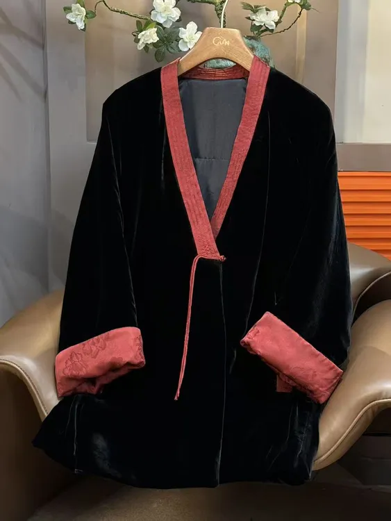 丝绒拼接撞色和服领挽袖加棉上衣