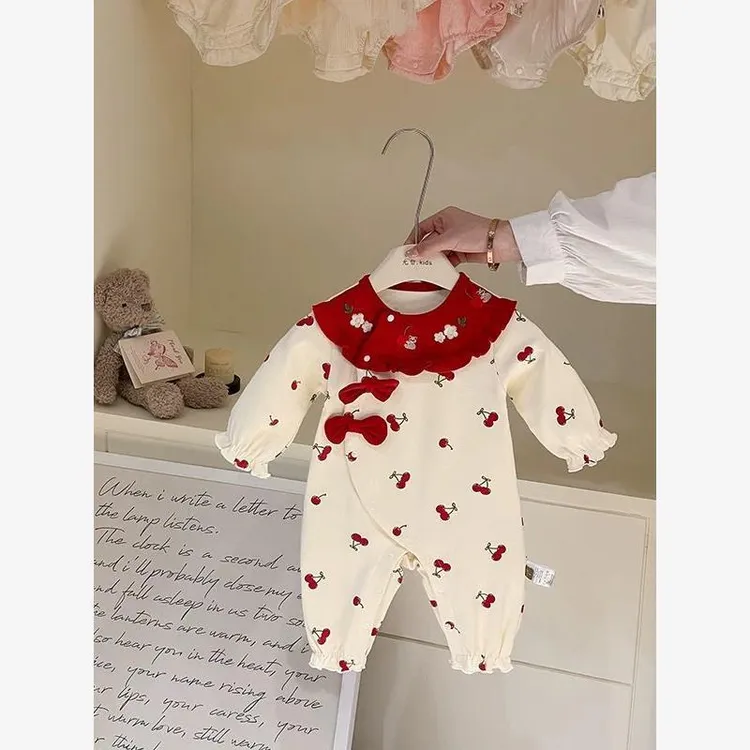 FAVMARTHA婴幼儿衣服春秋装新生儿女宝宝连体衣满月百天公主外出