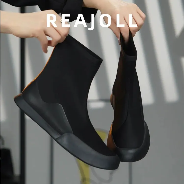 中筒靴子女款秋冬推荐新款网红爆款平底黑色显瘦袜靴女靴短靴女