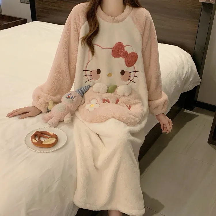 秋冬季睡裙女珊瑚绒卡通凯蒂猫加厚长毛绒睡衣新款保暖长款家居服