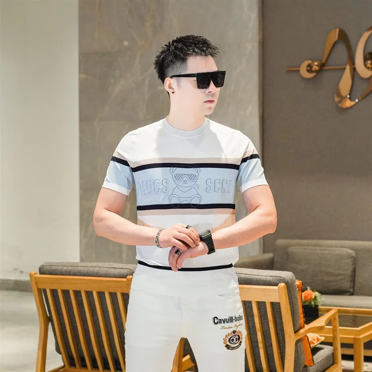高类2025新品薄男士时尚条纹小熊提花薄款短袖T恤修身潮流上衣男