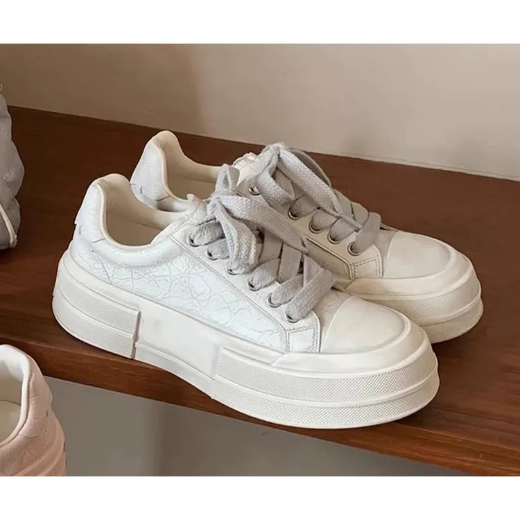 【聚新汇】2026-1-50个性厚底板鞋小白鞋百搭时尚增高春季夏季真皮