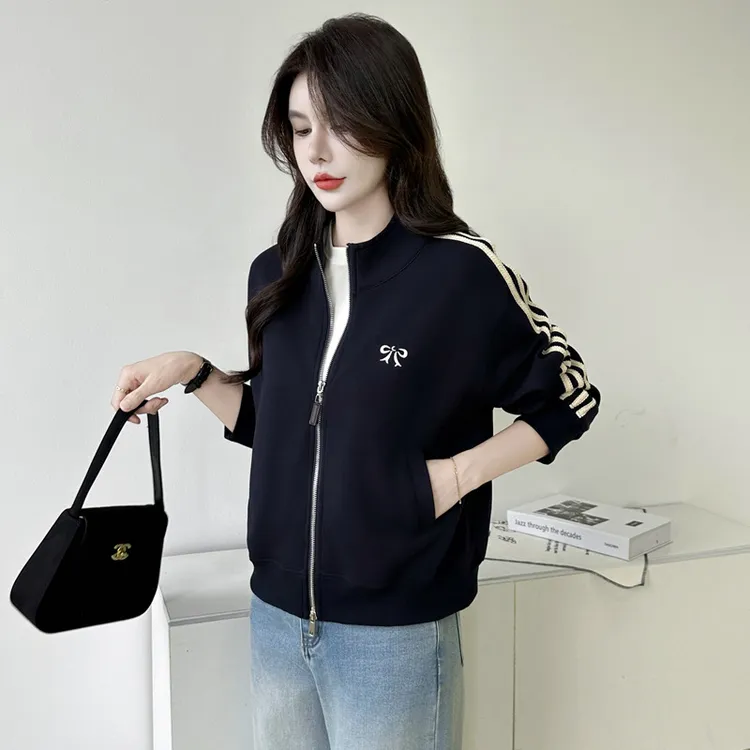 短款拉链长袖外套卫衣外穿休闲减龄宽松上衣女