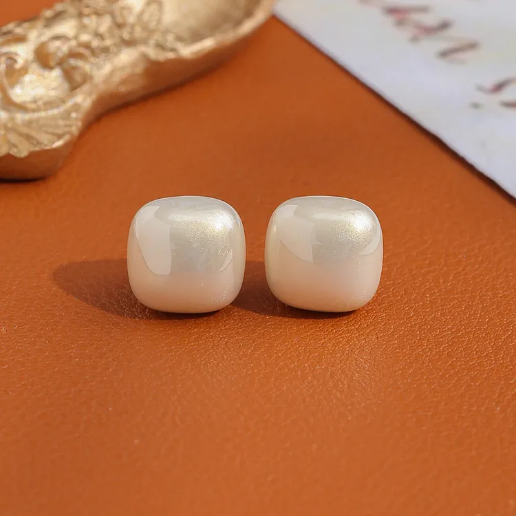 925银仿珍珠耳饰 许妍同款精致方块珠珠耳钉白色百搭耳环轻奢