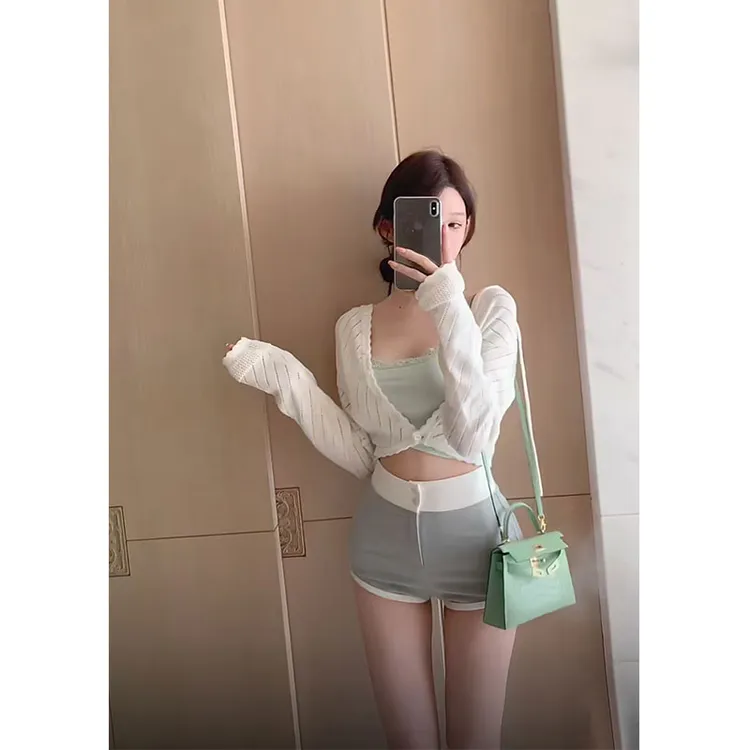 2025年夏季新款chic网红纯欲风薄款针织防晒衫内搭吊带高腰热裤女