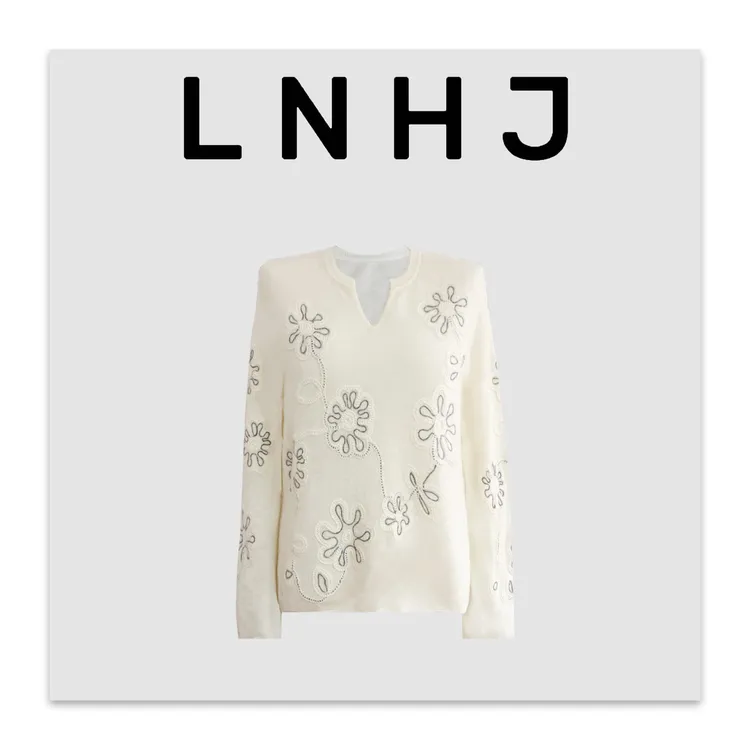 LNHJ【雾白清秋】山羊绒宽松v领刺绣针织长袖套头毛衫