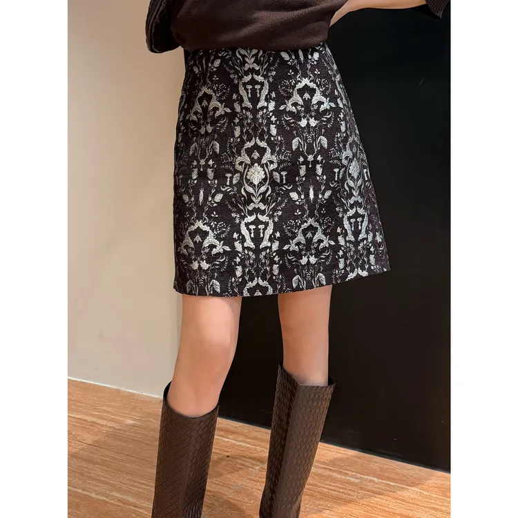 紫紫   锦绣花谷裙   斑斓时髦精像素花园提花半裙ZD10BZHJ265