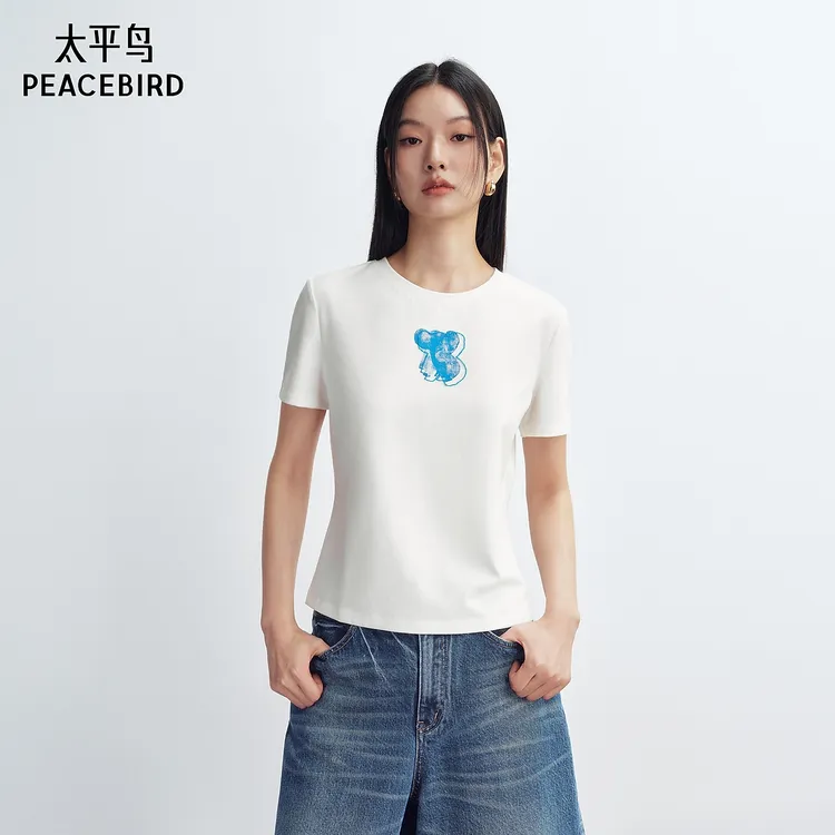 【商场同款】太平鸟女士意趣模糊飞象图案设计感短袖T恤A3CNG2354