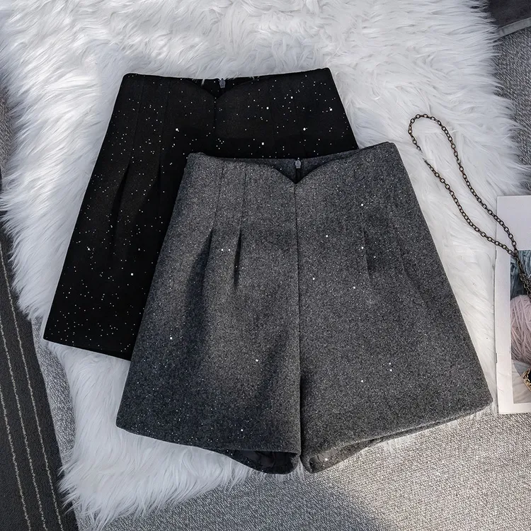 休闲小香风亮闪闪毛呢短裤秋冬款2025高腰气质A字花苞阔腿裤