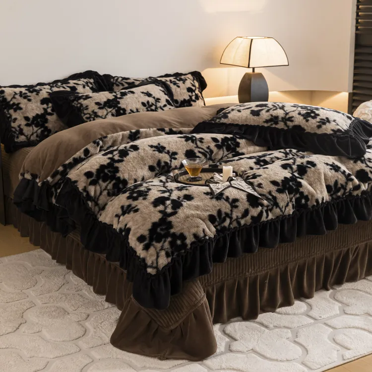 轻奢高级感兔毛绒花边床盖四件套法式双面绒被套罩床上毛绒床单冬