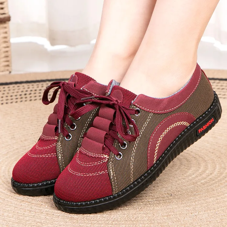 老北京布鞋女2025春季新款透气舒适妈妈鞋软底防滑单鞋平底老人鞋