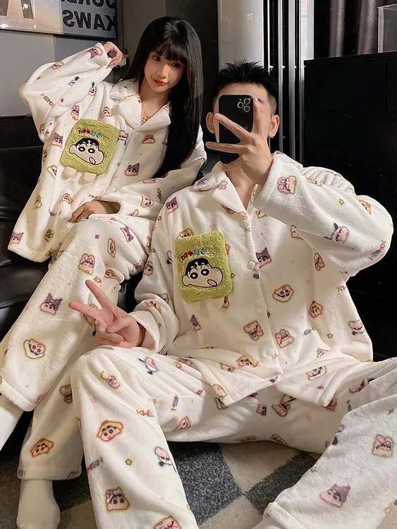 蜡笔小新卡通情侣睡衣女冬季珊瑚绒法兰绒保暖冬天男士家居服套装