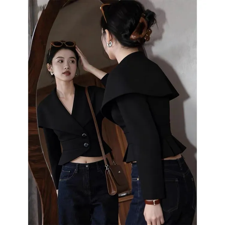 法式气质设计感小香风外套2025秋季新款时髦超好看显瘦漂亮上衣女