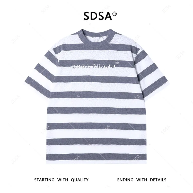 夏季高级感新款男士撞色条纹短袖T恤立体字母设计百搭圆领上衣