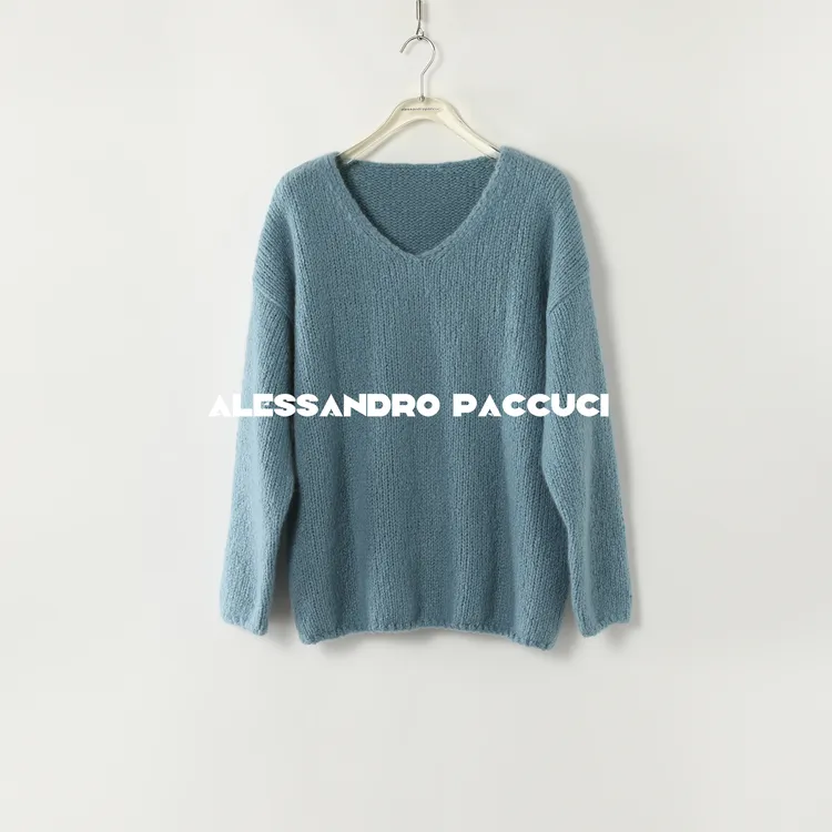 AP洛哥44237ST【云雾】羊绒V领多色云朵感宽松时尚百搭套头衫2024冬