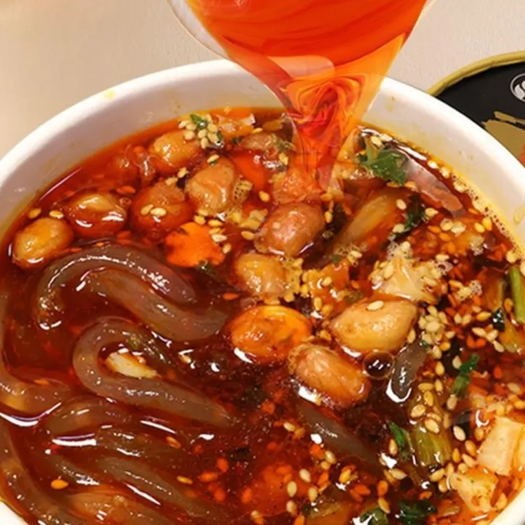 落小米湿粉酸辣粉