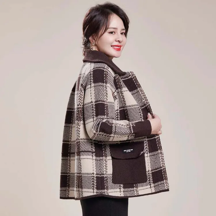 妈妈格子外套春秋大码宽松2025新款中老年女春装时尚洋气毛呢大衣