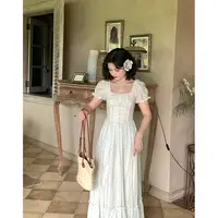 法式复古碎花方领收腰显瘦连衣裙女春夏新款67052