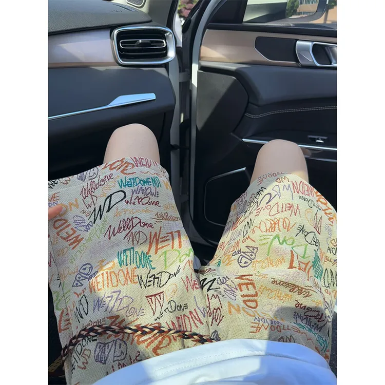 度假风潮牌米色字母涂鸦短裤男夏季夏威夷风半截裤痞帅休闲沙滩裤
