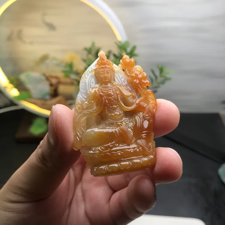 乾坤翠玉 缅甸天然冰黄自在观音菩萨 手工定制雕刻制作过程  