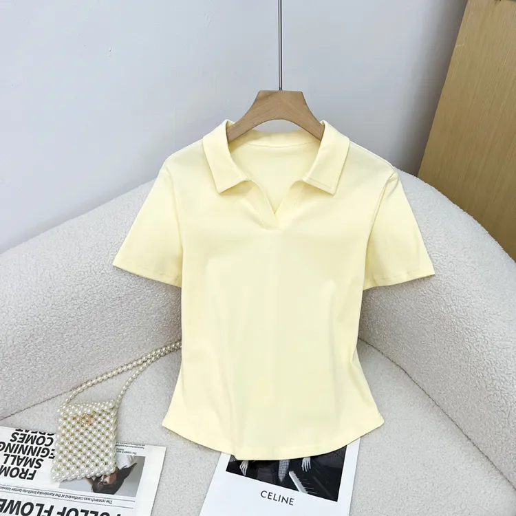 精品V领 纯色合身休闲2025夏新款百搭显瘦女生短袖