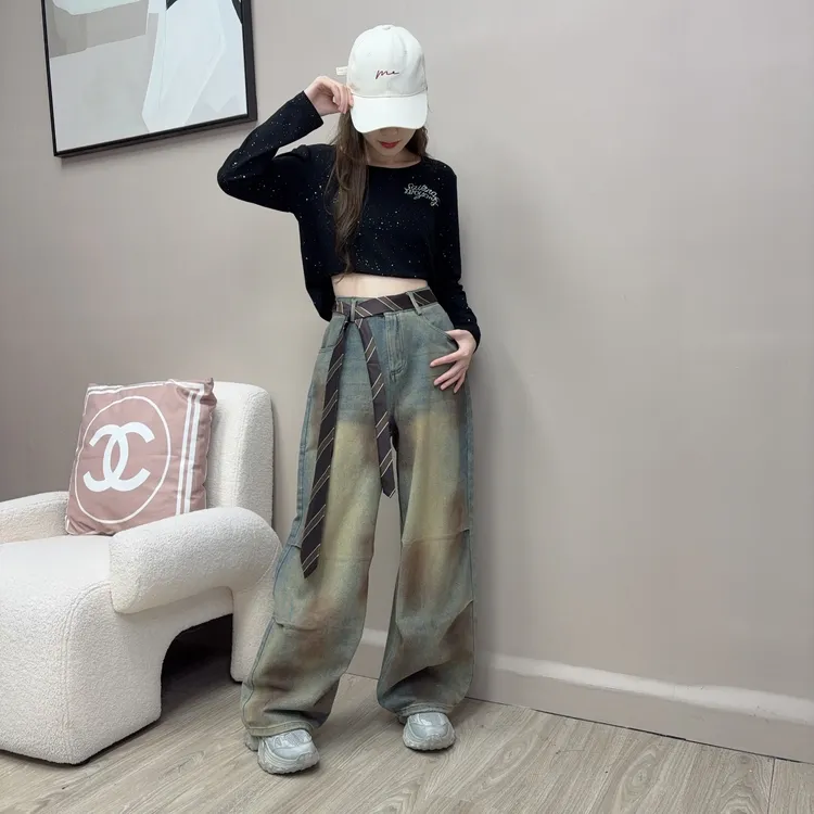 秋冬新款广场舞阔腿复古领带装饰牛仔裤刺绣玫瑰设计感酷帅舞蹈裤