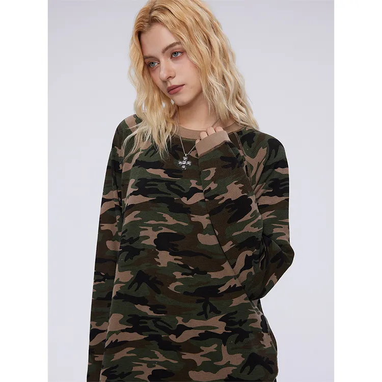 ESTHER ARCHIVES时髦舒适华夫格字母印花插肩圆领长袖T恤