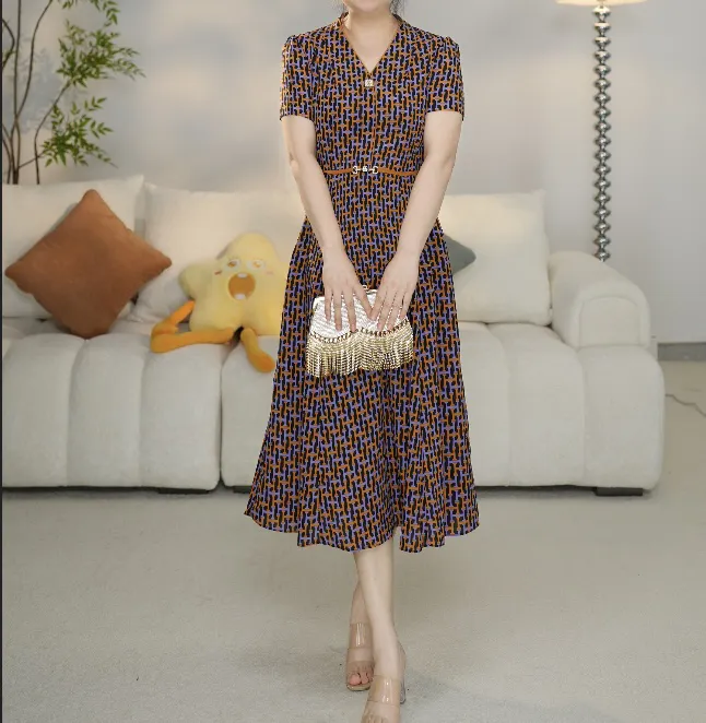 L668连衣裙碎花大码时尚夏季法式洋气收腰显瘦